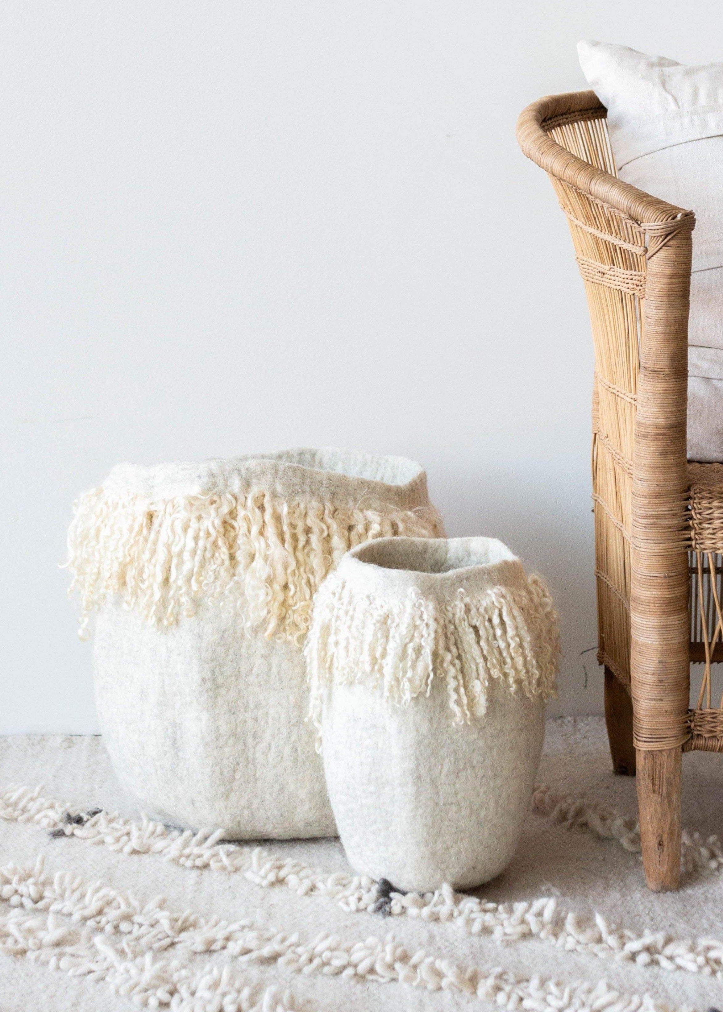 Fringed Mohair Wool Decorative Basket – Handcrafted Cream Storage Basket